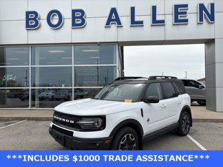 Used 2022 Ford Bronco Sport Outer Banks w/ Tech Package image 1