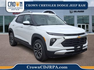 Used 2025 Chevrolet TrailBlazer LT image 1