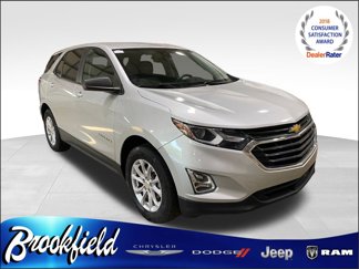 Used 2021 Chevrolet Equinox LS w/ LS Convenience Package image 1