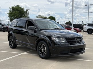 Used 2018 Dodge Journey SE w/ Blacktop Package image 1