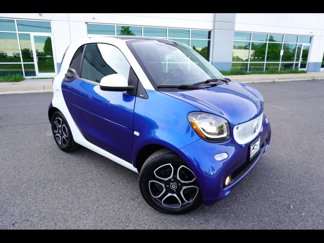 Used 2017 smart fortwo passion image 1