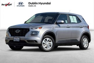 Certified 2023 Hyundai Venue SE image 1