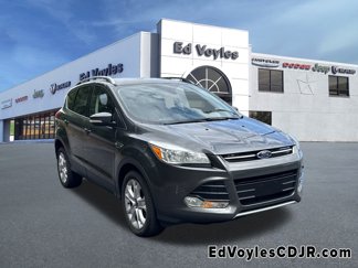 Used 2016 Ford Escape Titanium image 1