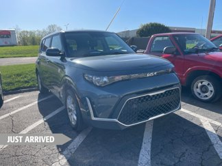 Used 2023 Kia Soul LX w/ LX Technology Package image 1