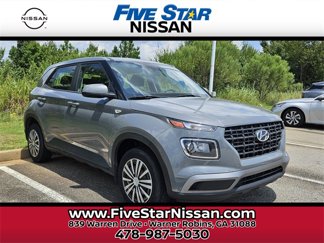 Used 2020 Hyundai Venue SE image 1