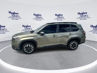 Certified 2025 Subaru Forester Premium image 1