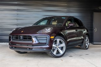 Certified 2025 Porsche Macan image 1