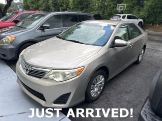 Used 2013 Toyota Camry image 1