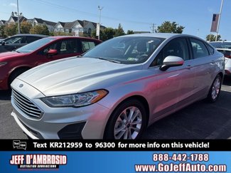 Used 2019 Ford Fusion SE image 1