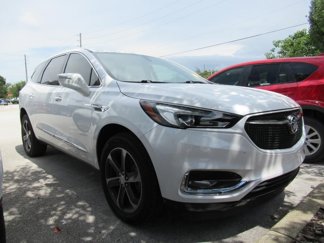 Used 2020 Buick Enclave Essence w/ Sport Touring Edition image 1
