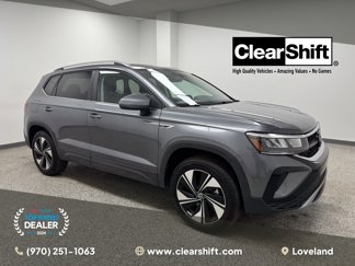 Used 2024 Volkswagen Taos SE image 1