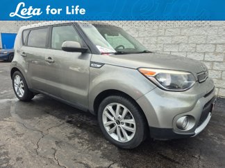 Used 2017 Kia Soul + image 1