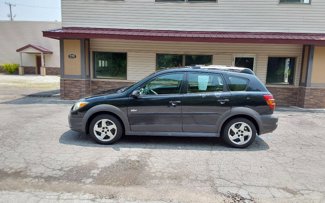 Used 2004 Pontiac Vibe w/ Moon And Tunes Value Package image 1