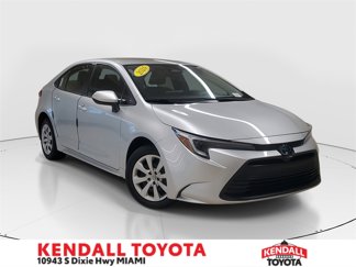 Used 2024 Toyota Corolla LE image 1
