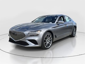Used 2025 Genesis G70 2.5T image 1