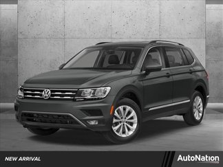 Used 2018 Volkswagen Tiguan SE image 1
