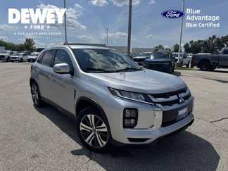 Used 2022 Mitsubishi Outlander Sport SE image 1