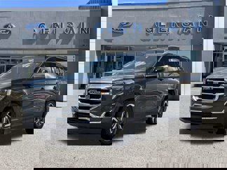 Used 2020 GMC Terrain SLT w/ Preferred Package image 1
