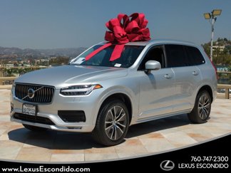 Used 2020 Volvo XC90 T6 Momentum image 1