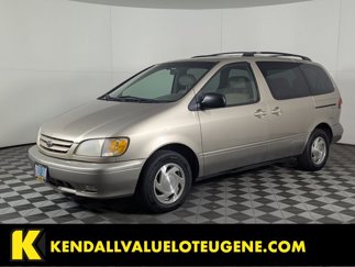 Used 2001 Toyota Sienna XLE image 1