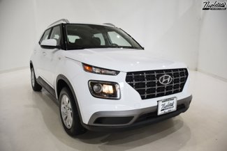 Used 2020 Hyundai Venue SEL w/ Convenience Package image 1