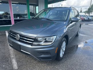 Used 2019 Volkswagen Tiguan SE w/ 3rd Row Seat Package image 1