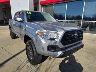Used 2016 Toyota Tacoma SR image 1