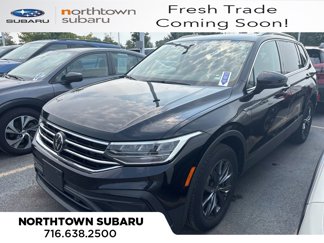 Used 2022 Volkswagen Tiguan SE image 1