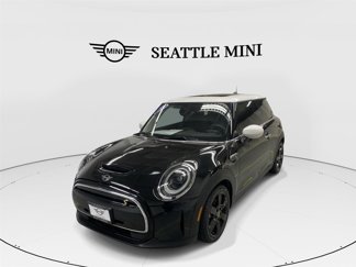 Used 2022 MINI Cooper SE image 1