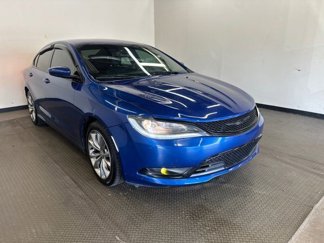 Used 2015 Chrysler 200 S image 1