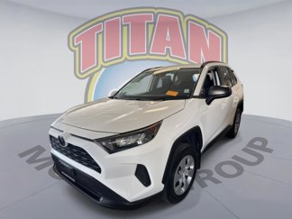 Certified 2019 Toyota RAV4 LE image 1
