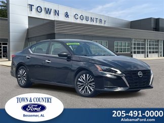 Used 2024 Nissan Altima 2.5 SV image 1
