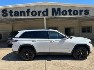 Used 2023 Jeep Grand Cherokee Limited image 1