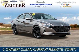 Used 2023 Hyundai Elantra SEL image 1