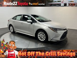 Used 2021 Toyota Corolla LE w/ LE Convenience Package image 1