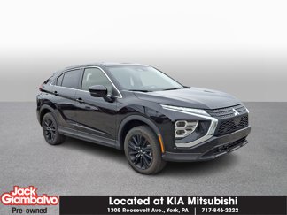 Used 2024 Mitsubishi Eclipse Cross LE image 1