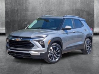 Used 2024 Chevrolet TrailBlazer LT w/ Convenience Package image 1