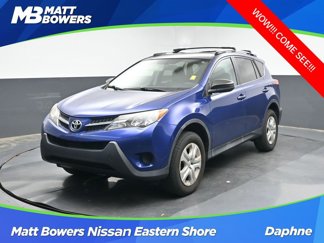 Used 2015 Toyota RAV4 LE image 1