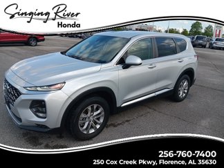 Used 2019 Hyundai Santa Fe SE image 1