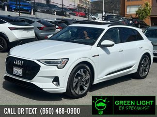 Used 2021 Audi e-tron Premium w/ Convenience Plus Package image 1