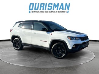 Used 2023 Jeep Compass Trailhawk image 1
