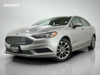 Used 2017 Ford Fusion SE image 1