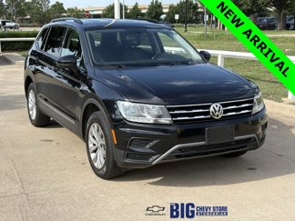 Used 2018 Volkswagen Tiguan SEL image 1
