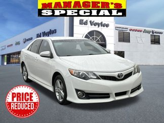 Used 2012 Toyota Camry SE image 1