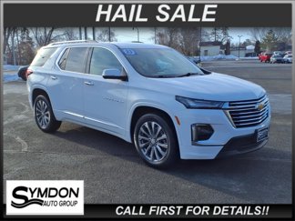 Used 2023 Chevrolet Traverse Premier image 1