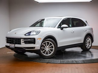 Certified 2024 Porsche Cayenne image 1