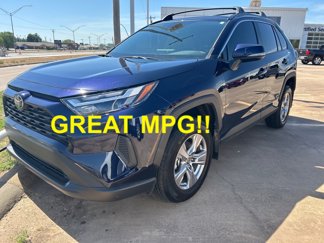 Used 2025 Toyota RAV4 XLE image 1