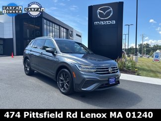 Used 2022 Volkswagen Tiguan SE image 1