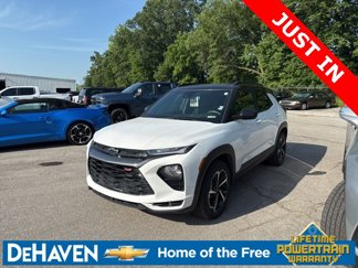 Used 2022 Chevrolet TrailBlazer RS w/ Sun and Liftgate Package image 1