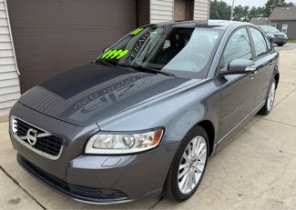 Used 2011 Volvo S40 T5 w/ Preferred Pkg image 1